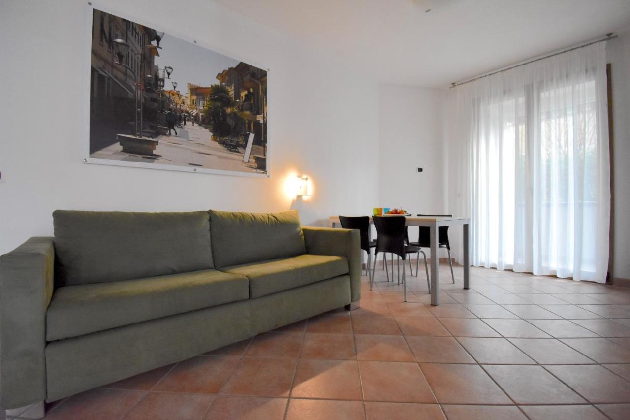 Residence Il Cardellino San Vincenzo Luaran gambar